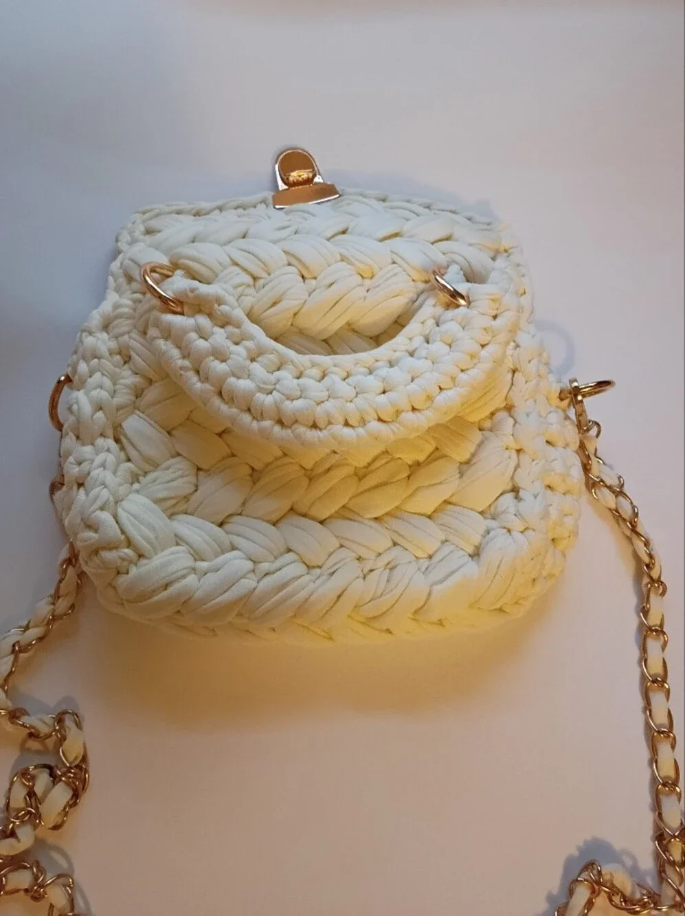 Cream Hand-Knit Crossbody Bag with Gold Chain Strap